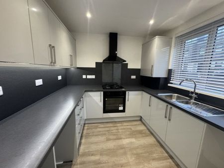 Pleasure Hill Close, Plymouth, PL9 - Photo 2