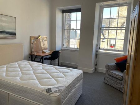 4 bedroom flat to rent - Photo 3