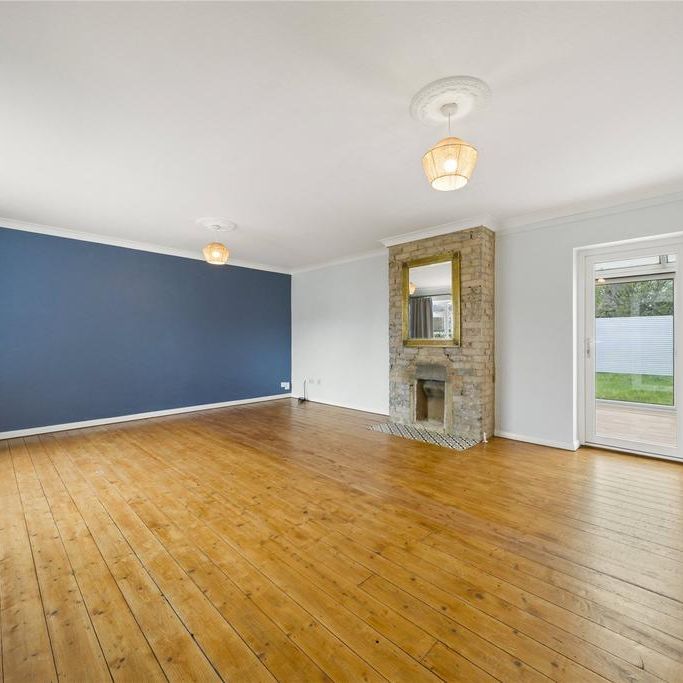 3 bedroom detached house to rent - Photo 1