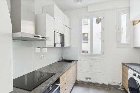 Location Appartement Paris 15 3 Pièces 78 m² - Photo 4