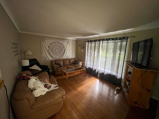 81 Crestdale Avenue - Photo 1