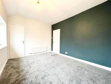 2 bedroom semi-detached house to rent - Photo 3