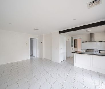 Great Family Home - Photo 1