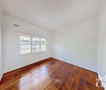 3 Huntingdon Road, Bentleigh East - Photo 1