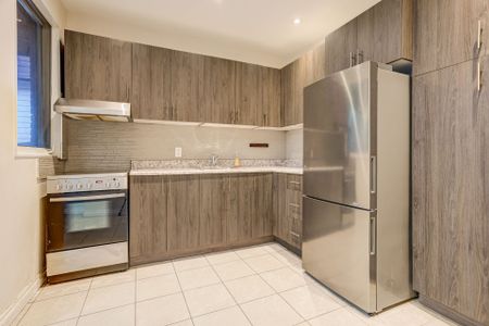 For Lease - 238 Saint Clarens Avenue Unit# Main, Toronto, Ontario - Photo 5