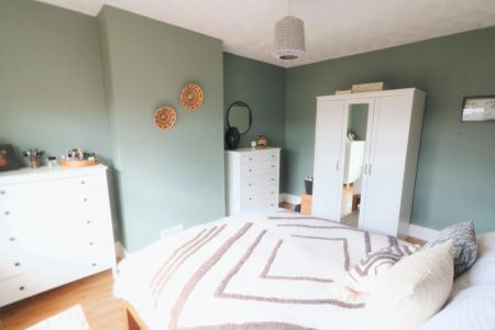 Westlands Avenue, NEWCASTLE - Photo 4