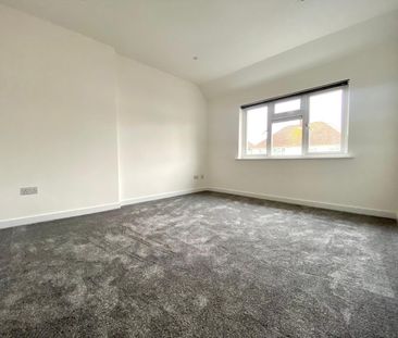 Springfield Park Avenue, Chelmsford - Photo 1