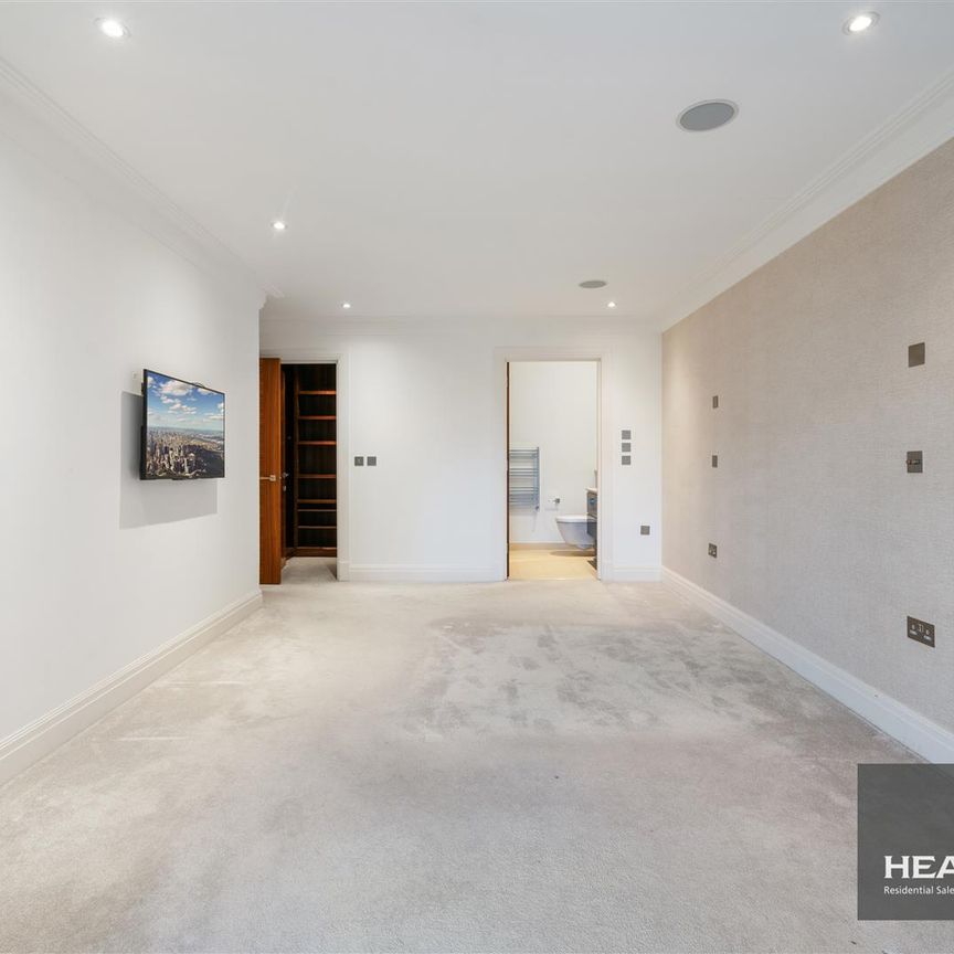 West Heath Place Hodford Road, London, NW11 - Photo 1