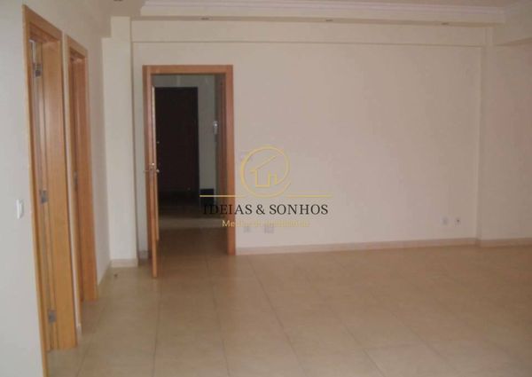 Apartamento T2 em Setúbal