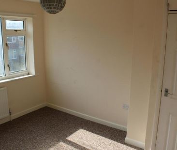 3 bedroom house to rent - Photo 3