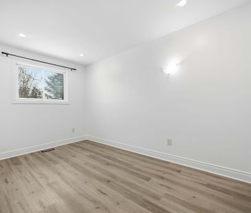 For Lease - 249 Hodgson Drive, Newmarket, Ontario - Photo 1