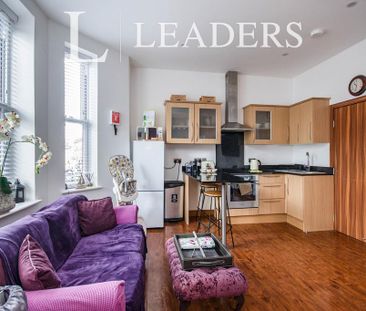 Studio to rent - Photo 6