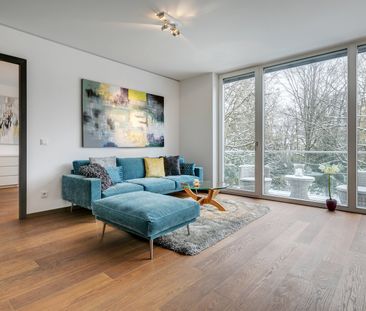 Prime location: high-quality 2-room apartment for rent - Photo 4