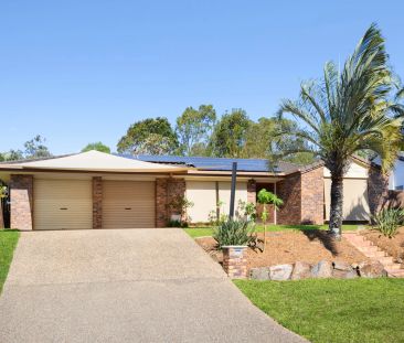 Spacious & Family-Friendly 4-Bedroom Home in a Great Location, Park... - Photo 2