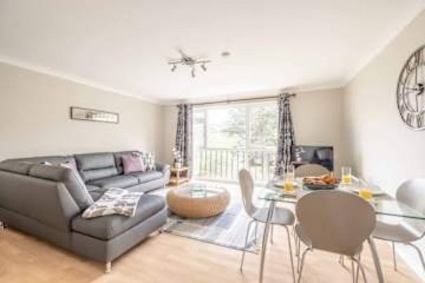 Osborne Road, Windsor, Berkshire,SL4 - Photo 1