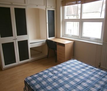 3 Bed Student House To Let - Photo 1