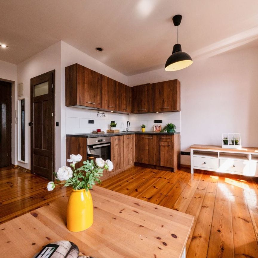 Kawalerka w centrum Bytomia 30 m² - Zdjęcie 1