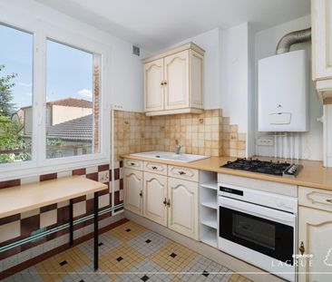 Location Appartement 4 pièces 72m² VICHY 03200 - Photo 2