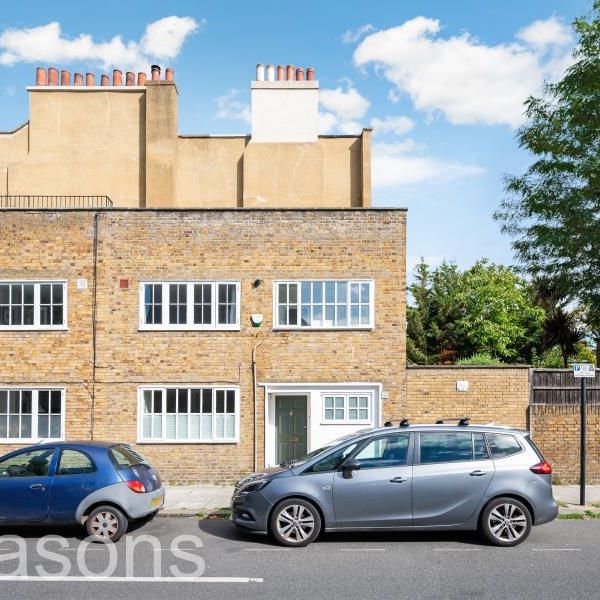 2 bedroom terraced house to rent - Photo 1