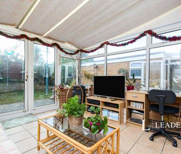 4 bedroom detached house to rent - Photo 1