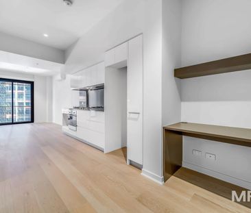901/199 William Street, Melbourne - Photo 3