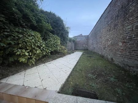 Location Appartement 1 pièces 27 m2 à Saint-Quentin - Photo 4