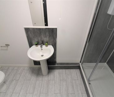 Brayford Court - Studio Room - 26/27 - Photo 3