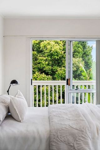 Spacious Family Retreat - Photo 3