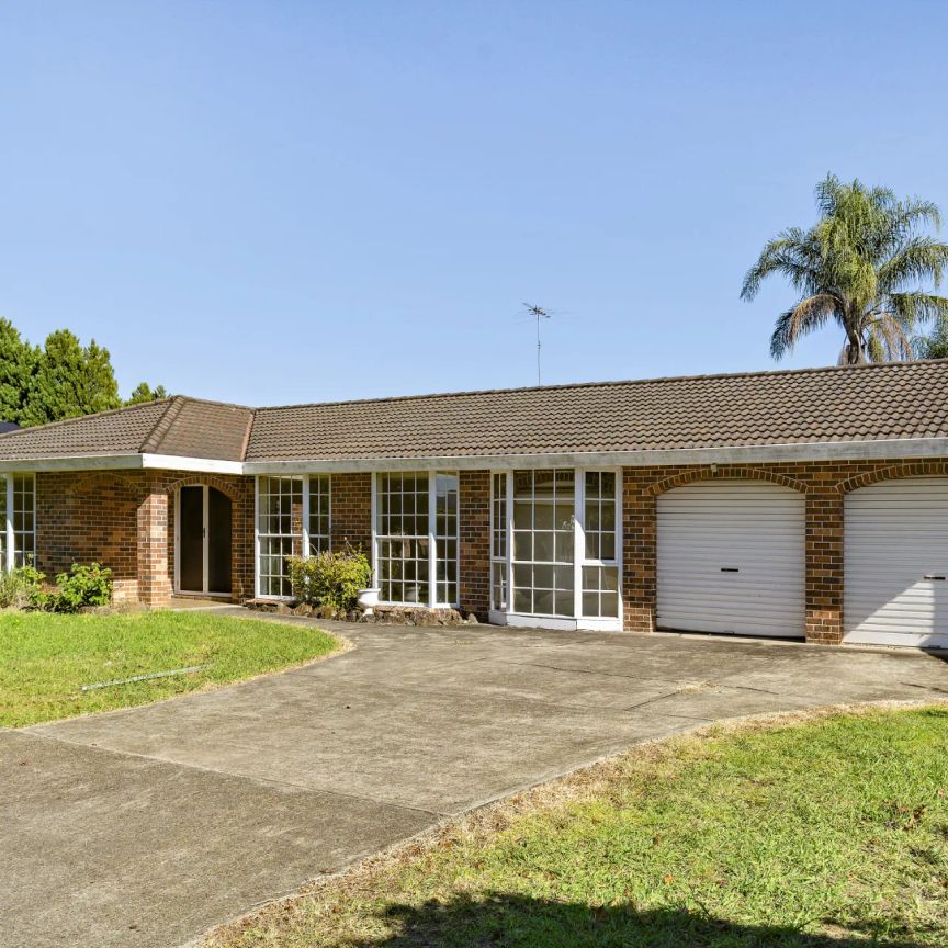 Charming Home in an Ideal Location - Photo 1