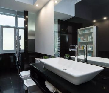 3-bedroom apartment for rent in Lisbon, all bills included - Photo 5