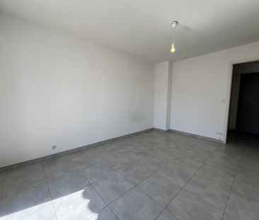 Location Appartement 1 pièce 28m² LE CANNET 06110 - Photo 5