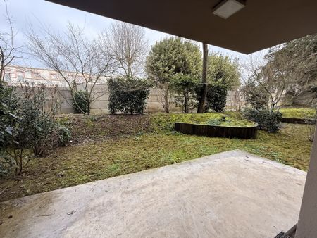 Location Appartement 3 pièces 65m² CENON 33150 - Photo 5