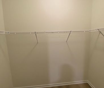 For Lease - 1466 19th Avenue, Richmond Hill, Ontario - Photo 3