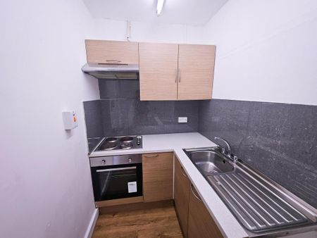 2 bedroom apartment to rent - Photo 3