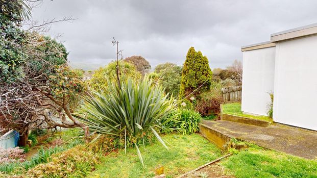 Raumati South - 3 Bedrooms - Photo 1