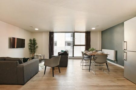 5 bedroom flat to rent - Photo 4