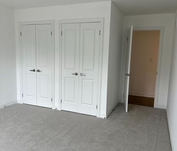 For Lease - 205 Southworth N Street, Welland, Ontario - Photo 4