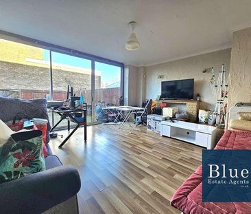 Park Road, Stanwell, Staines-upon-thames, TW19 - Photo 1