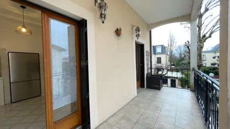 Location appartement 4 pieces - F4 Enghien les bains - Photo 2