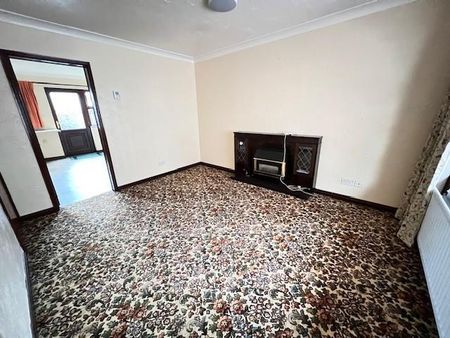 2 bedroom terraced house to rent - Photo 2