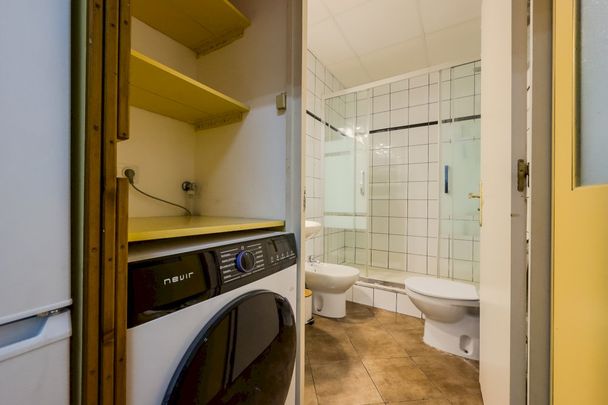 Room for rent in Carabassa street - Photo 1