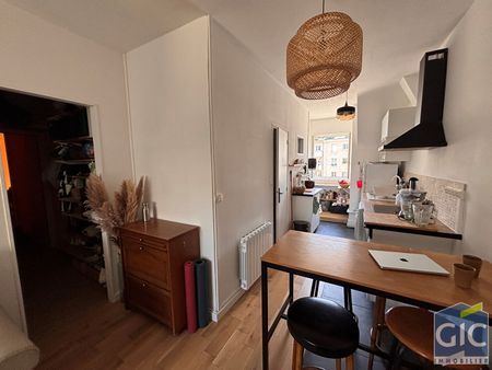 Location Appartement 1 pièce 30m² - Photo 2