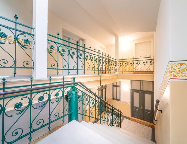 Traumhafte 4-Raumwohnung im beliebten Schlosschemnitz mit großem Balkon - WE17 - Foto 1