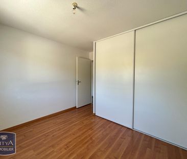 Location Appartement 3 pièces 66m² PENNE D AGENAIS 47140 - Photo 2