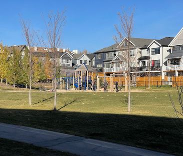 81 Arbour Lake View Northwest, Calgary - Photo 4