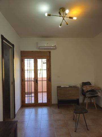 Apartamento de alquiler en Calle Ciclamen, 10, Fuente Alegre - El Chaparral - Los Morales - Photo 3