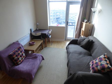 1 bedroom flat to rent - Photo 4