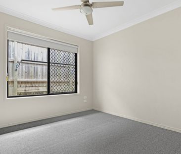 Modern Family Home - Photo 5