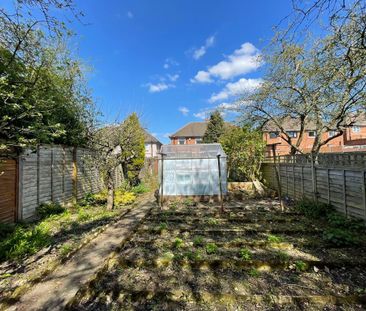 3 bedroom semi-detached house to rent - Photo 3