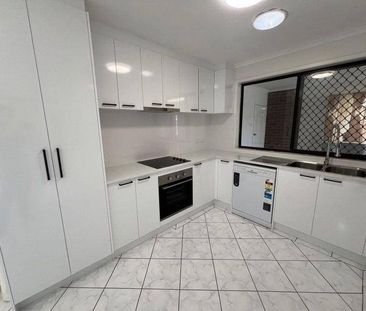 691 Blunder Road, Doolandella, Qld 4077 - Photo 4